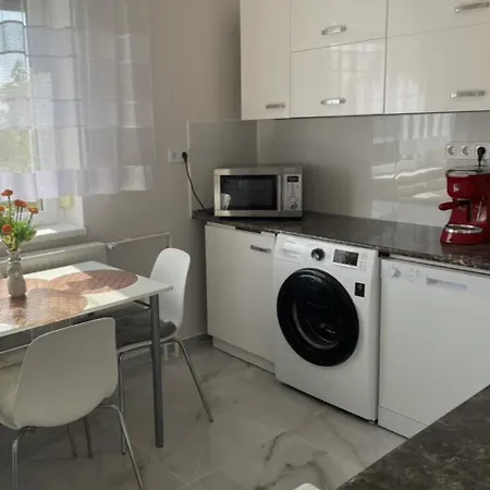 Aranyapartman Daire Kisbajcs