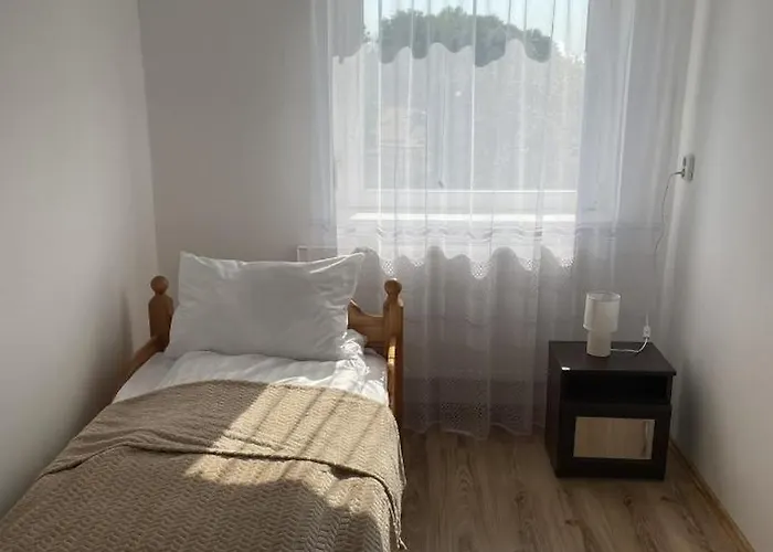 아파트 Aranyapartman